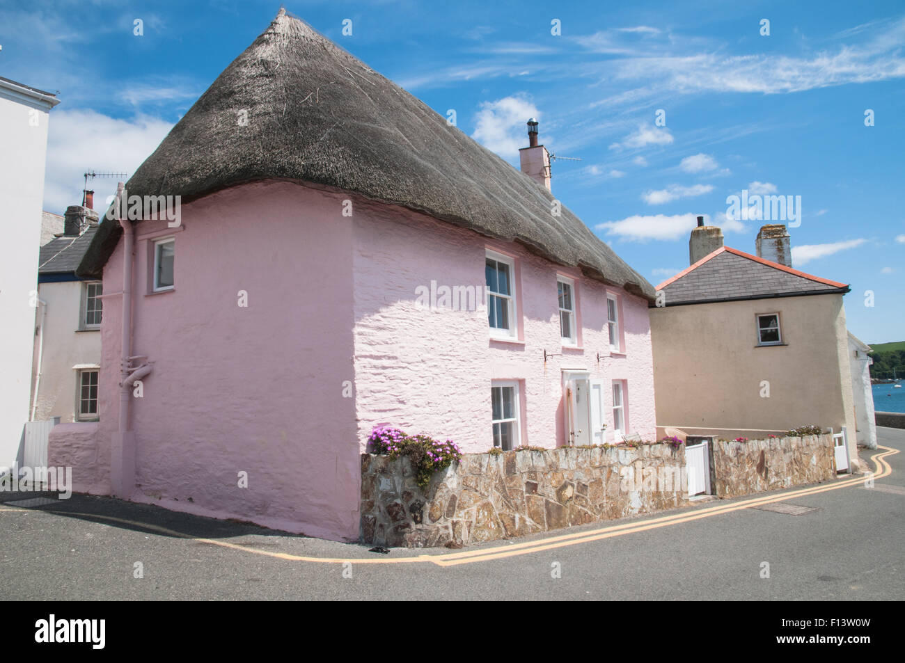 Thatched Pink Cottage And Old Fishermens Cottage St Mawes Cornwall