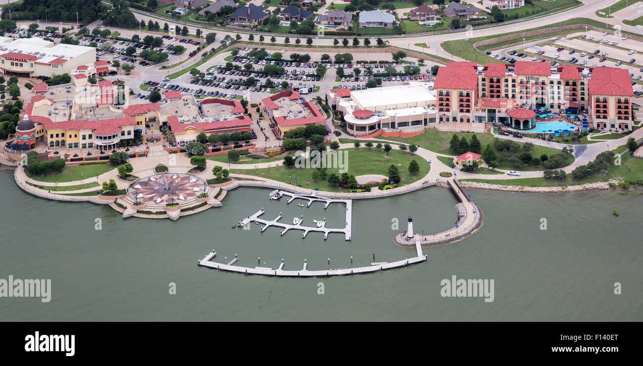 The Harbor Rockwall with surrounding Hilton, Shops, Dining, and fountain Stock Photo