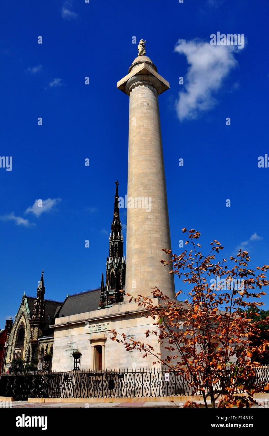 Baltimore, Maryland:  The soaring white marble column topped by a statue of George Washington in Mount Vernon Place Stock Photo