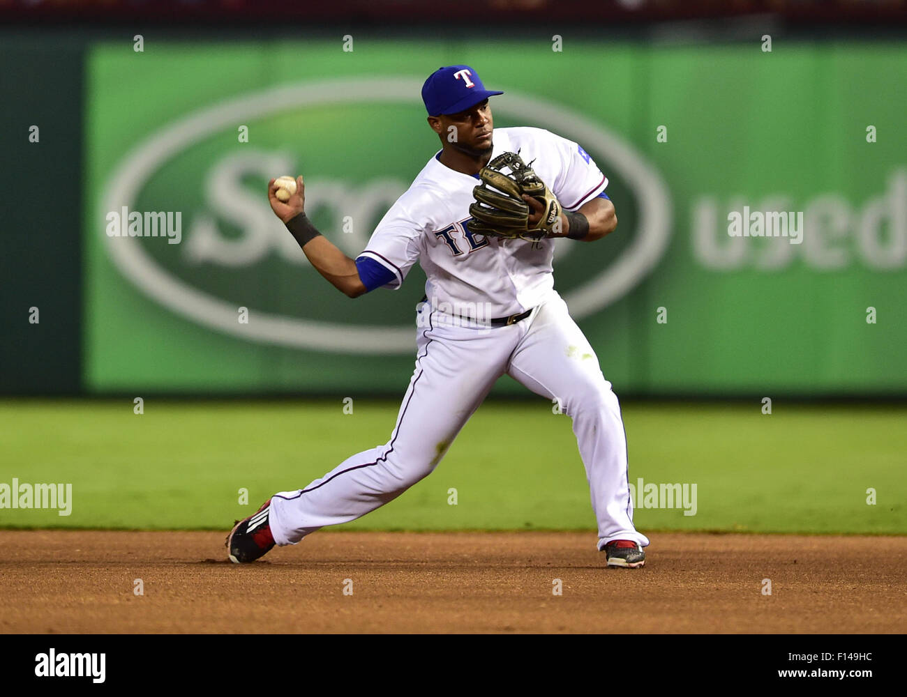 Arlington, Texas, USA. 26th August, 2015. Texas Rangers second baseman ...