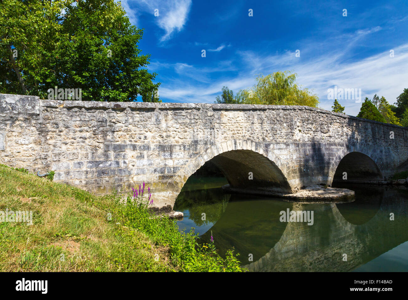 Stone bridge at Vibrac, Charente Maritime, France Stock Photo Alamy