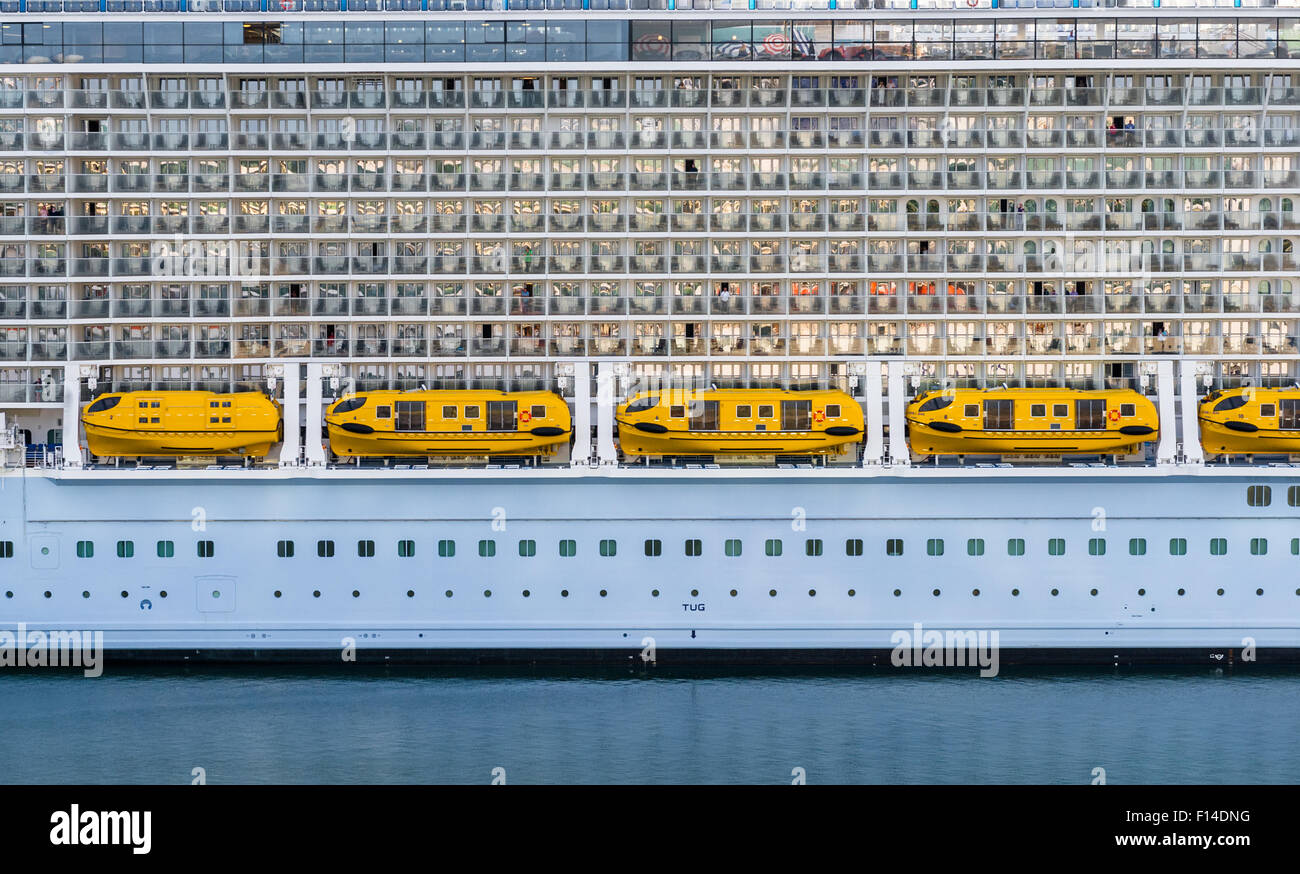 Royal Caribbean International Cruise Ship Anthem Of The Sea
