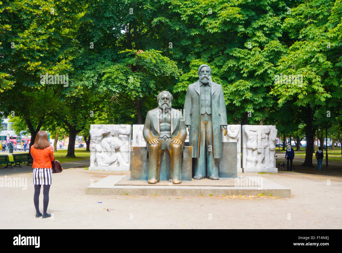 Statues of Karl Marx and Friedrich Engels, Marx-Engels-Forum, Mitte, Berlin, Germany Stock Photo