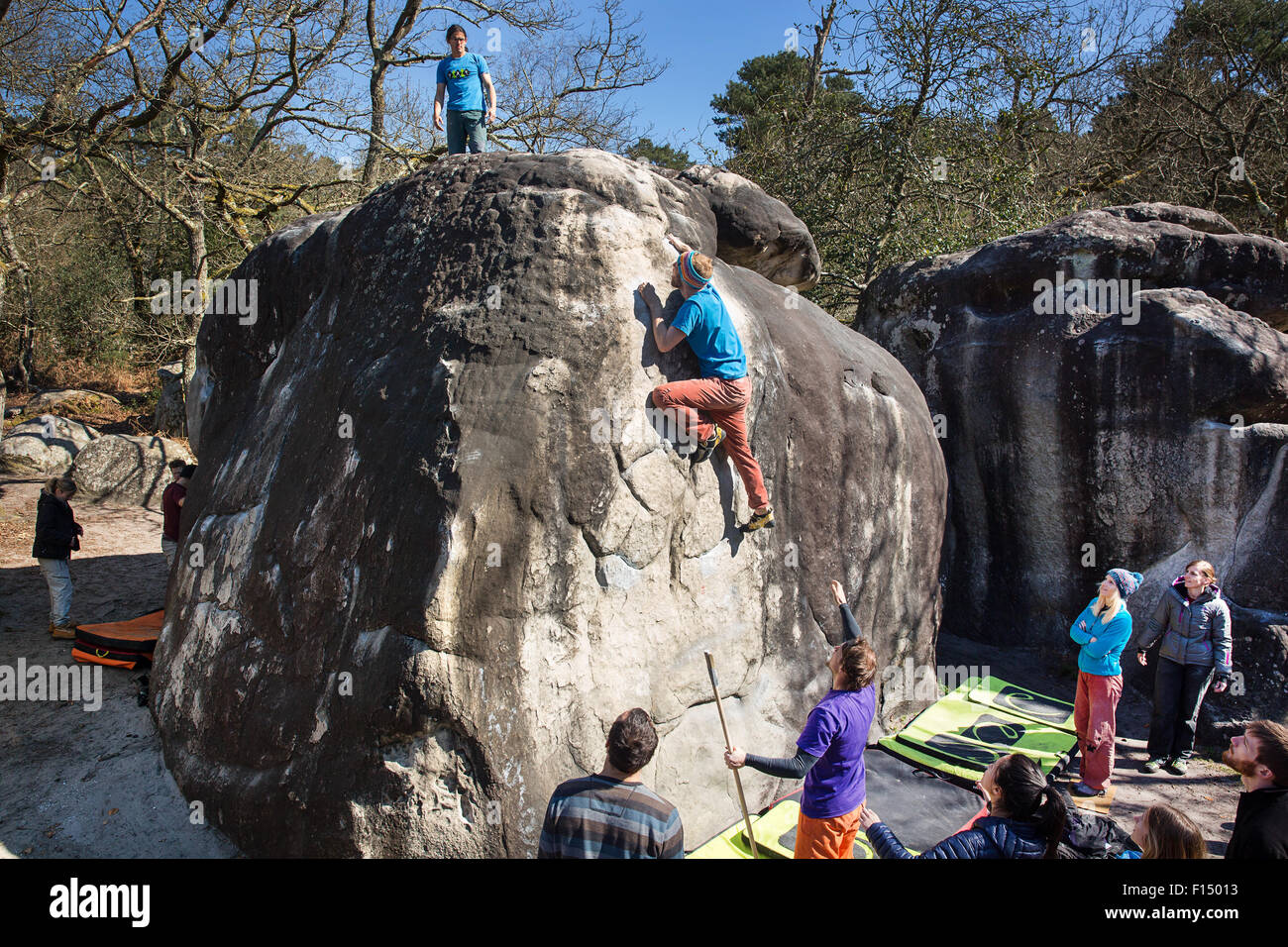 Bouldering In Fontainebleau Stock Photo 86776287 Alamy Bouldering In Fontainebleau Stock Photo 86776287 Alamy