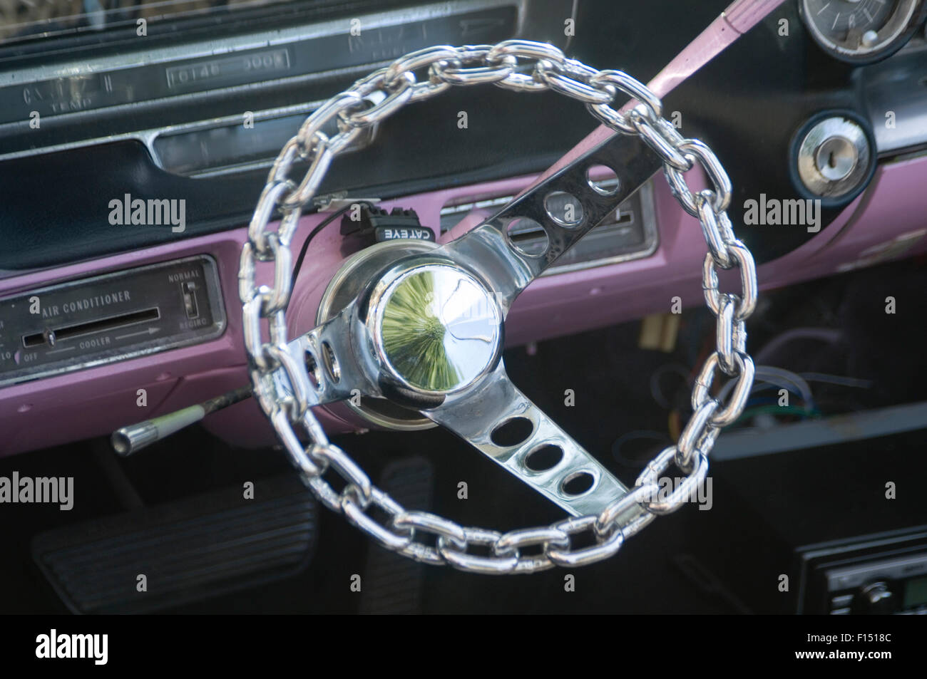 chain link steering wheel wheels chainlink custom car cars customized customised Stock Photo