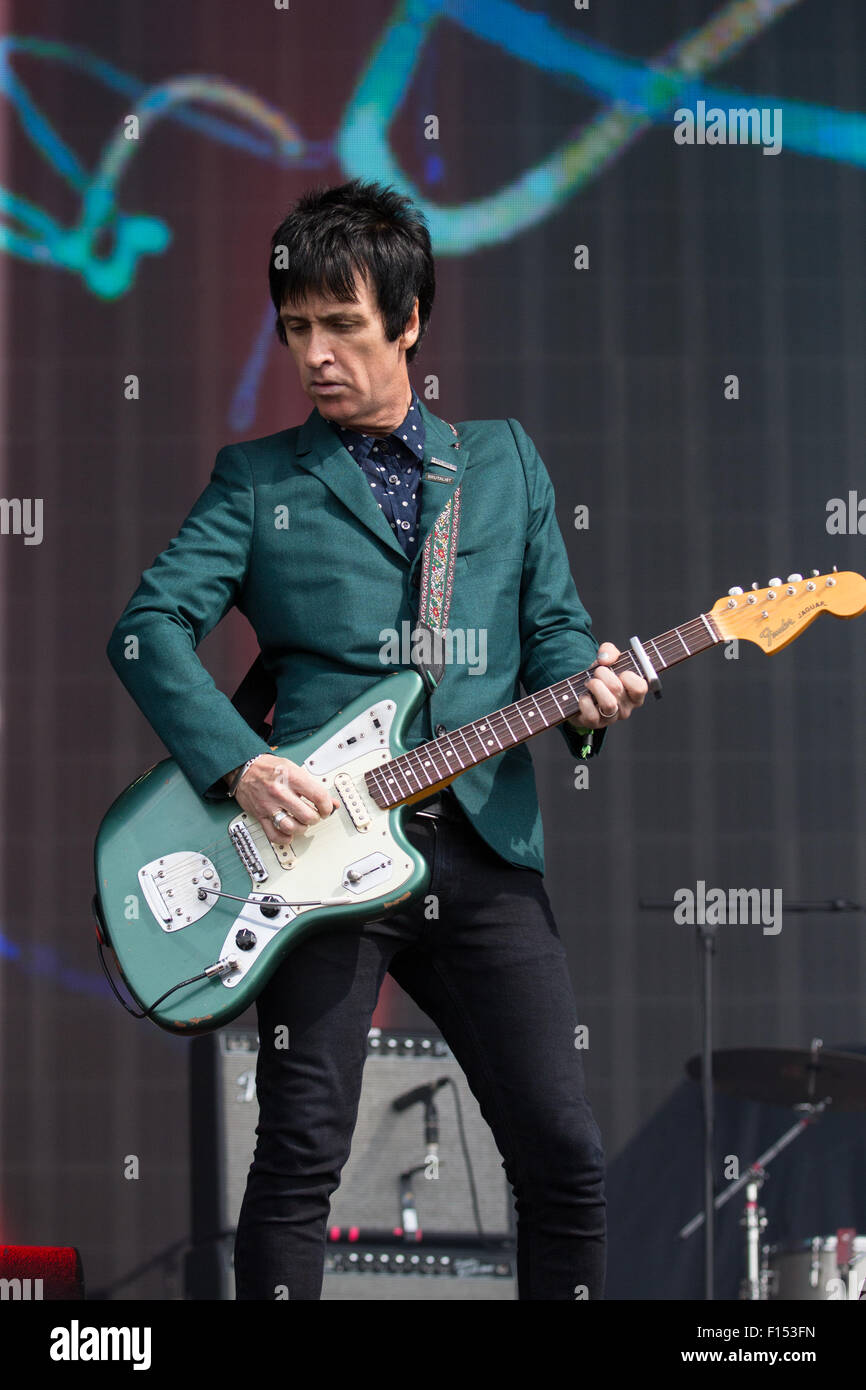 Johnny marr hi-res stock photography and images - Alamy