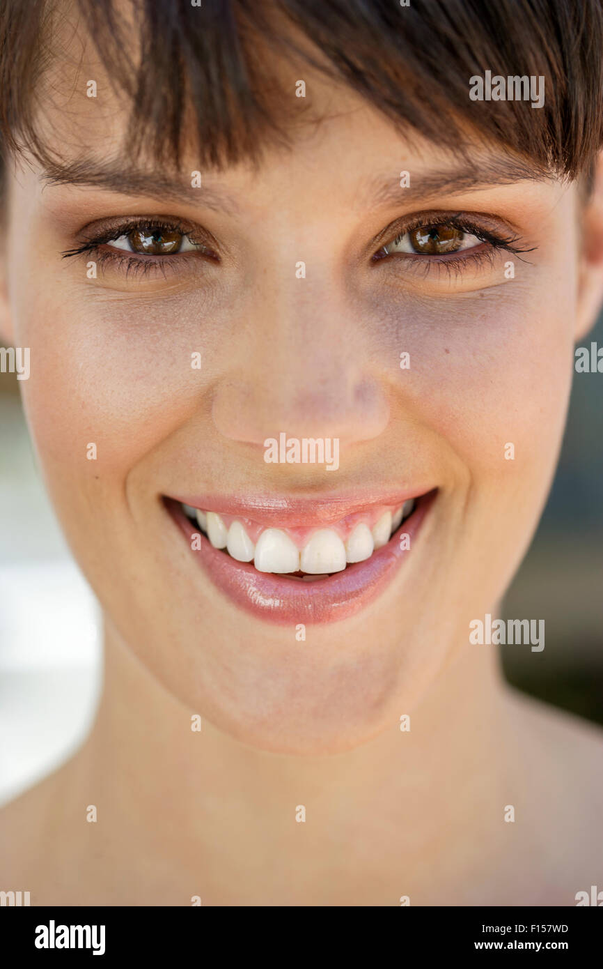 Portrait of beautiful smiling young woman, closeup Stock Photo - Alamy
