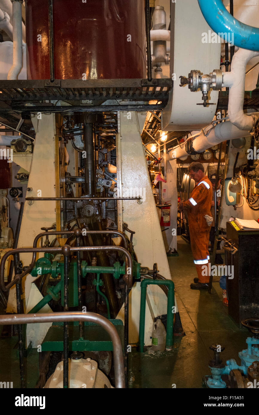 Steam engine room on steam ship SS Shieldhall Stock Photo - Alamy