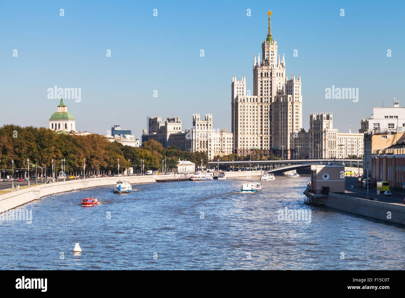 Moscow skyline - Moskva River and Moskvoretskaya Embankment, Raushskaya quay, Bolshoy Ustinsky Bridge and Kotelnicheskaya Embank Stock Photo