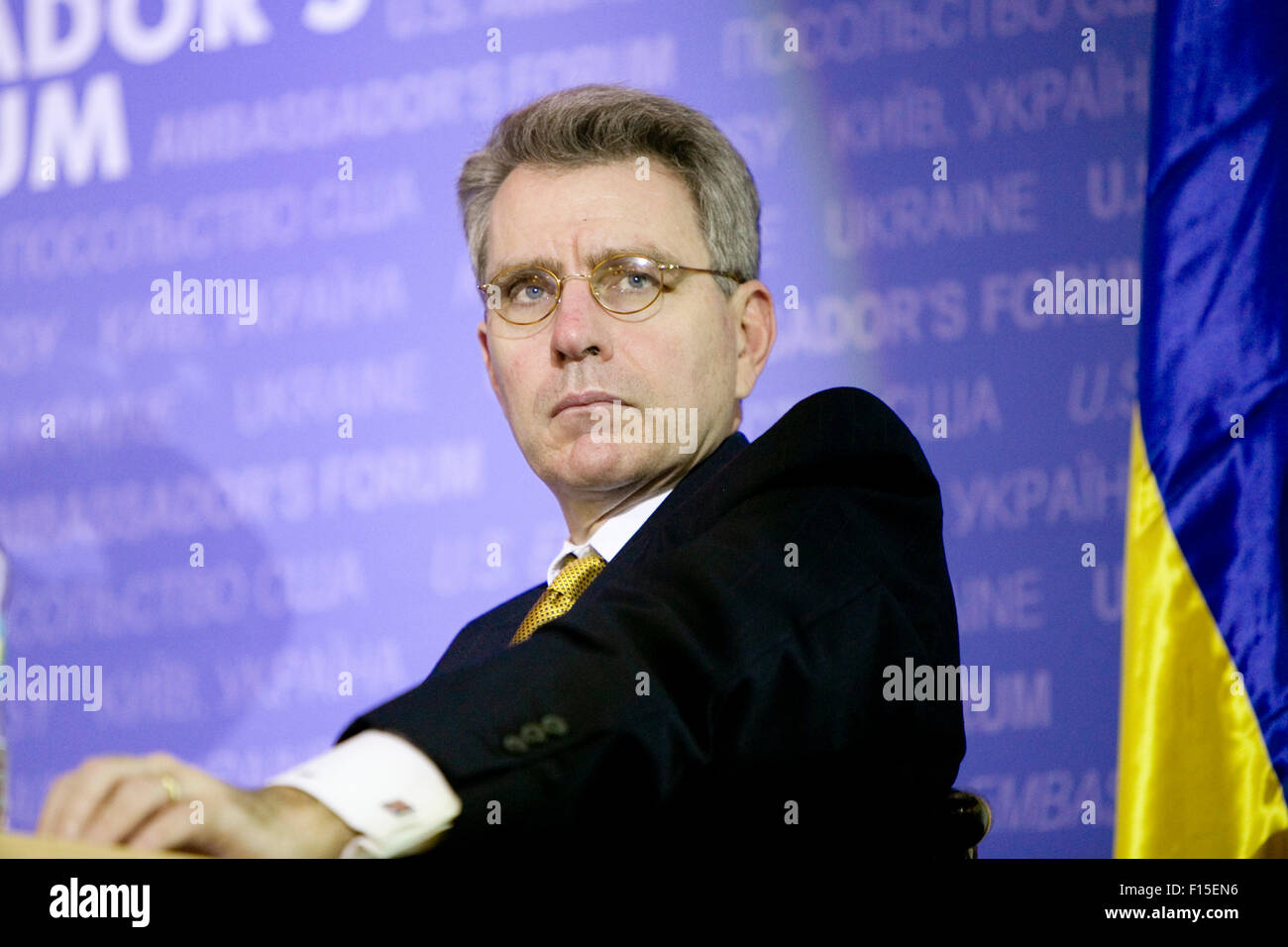 Ukraine us ambassador portrait hi-res stock photography and images - Alamy