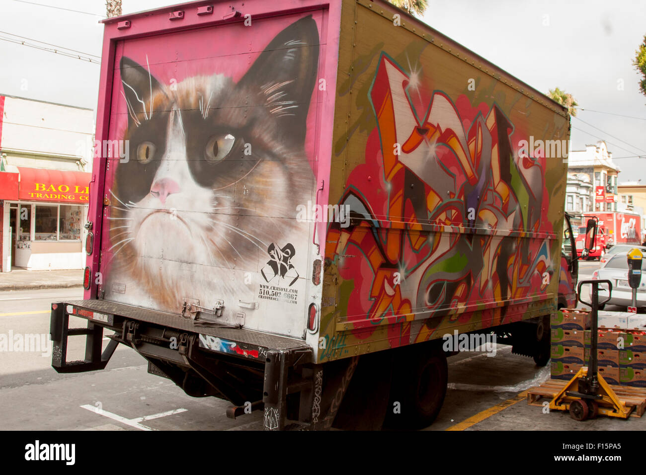 Grumpy cat delivery truck hi-res stock photography and images - Alamy