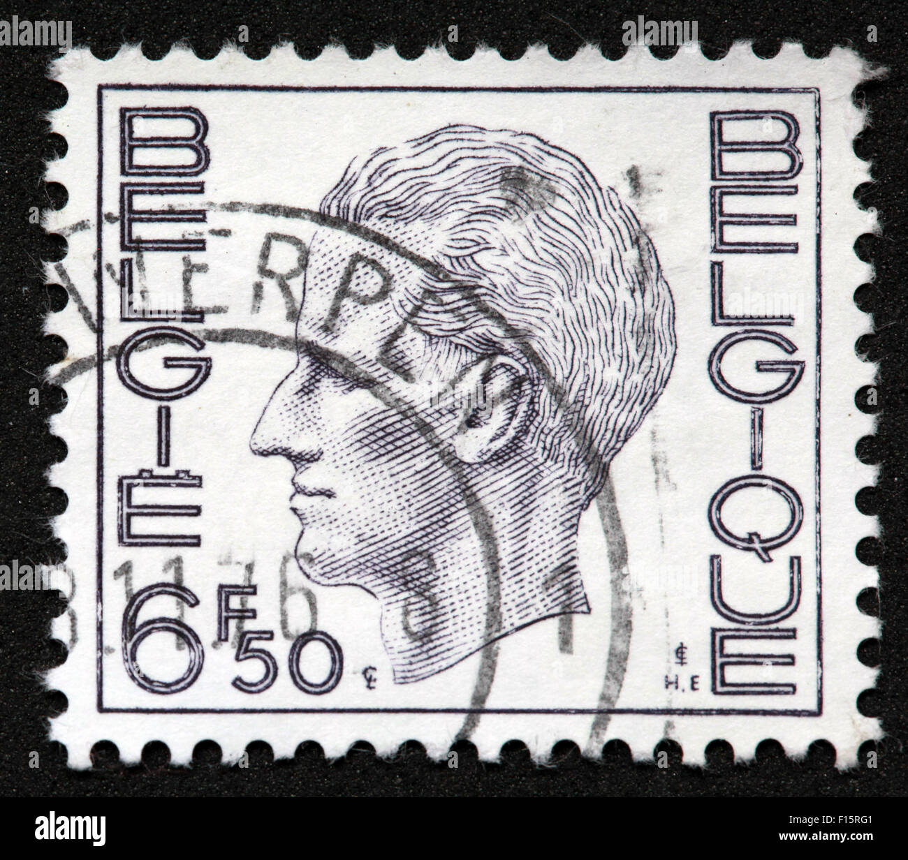 Postes Antwerpen Belgie Belgique 6f50 side head portrait man men stamp white Stock Photo