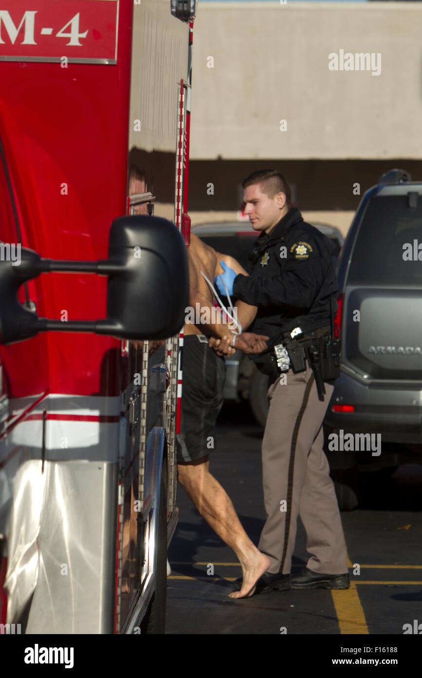 Police Crime Police Standoff Hi-res Stock Photography And Images - Alamy