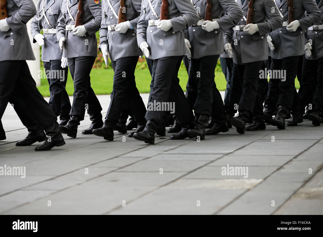 Berlin, Germany. 28th August, 2015. German Chancellor Angela Merkel welcomes Lars Løkke Rasmussen, Prime Minister of Denmark, with militar honors  at the German Chancellery in Berlin Germany on 28 August 2015. / Picture: German Soldiers Credit:  Reynaldo Chaib Paganelli/Alamy Live News Stock Photo
