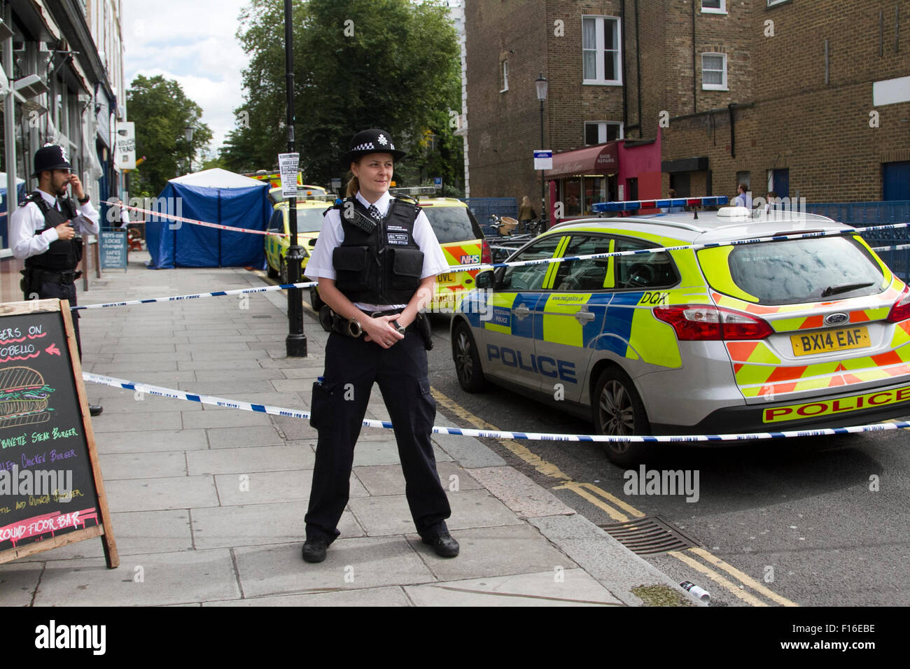 Notting Hill London,UK. 28th August 2015. A crime scene on Talbot Road which runs into
