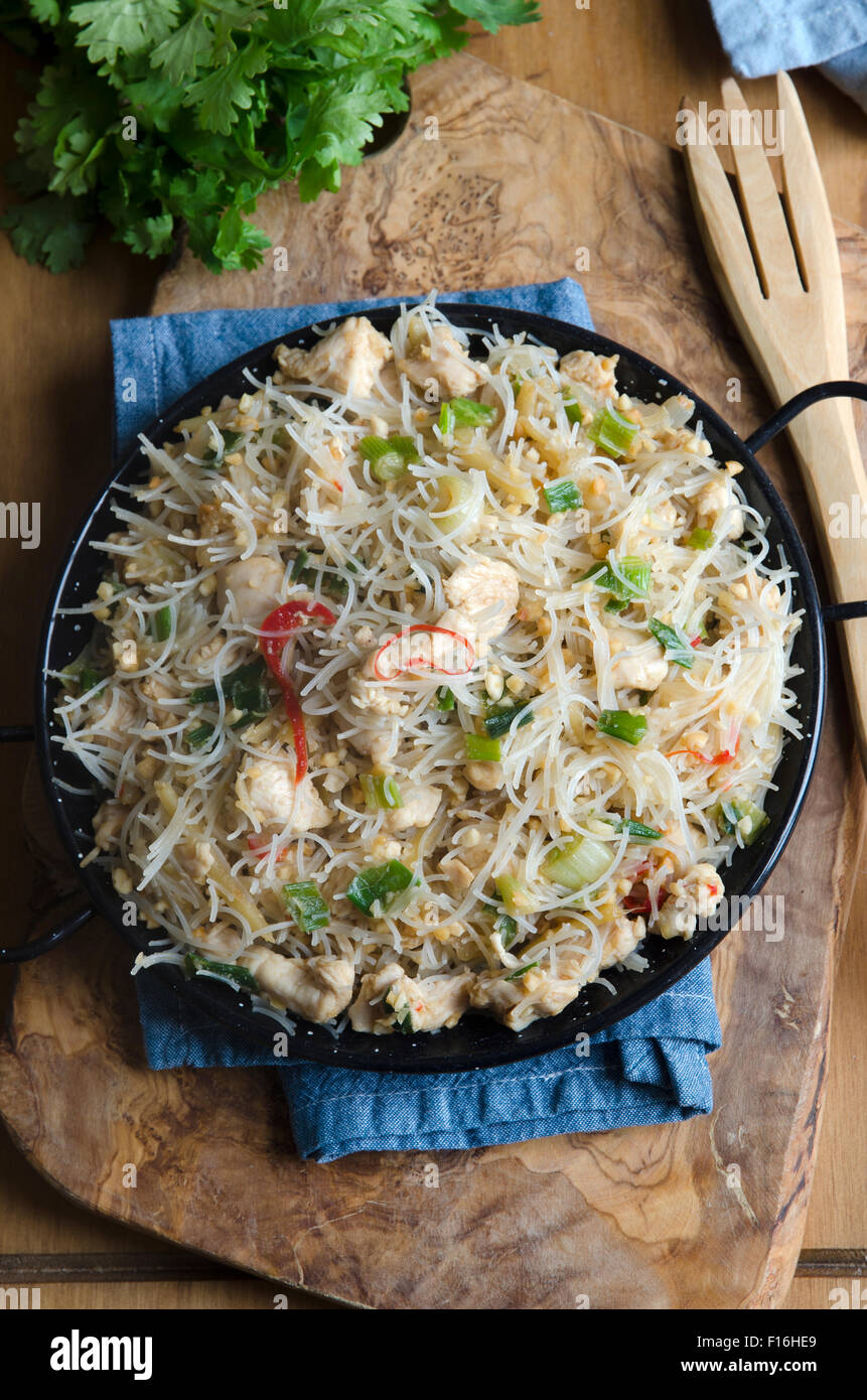 Vietnamese stir-fry with noodles Stock Photo - Alamy