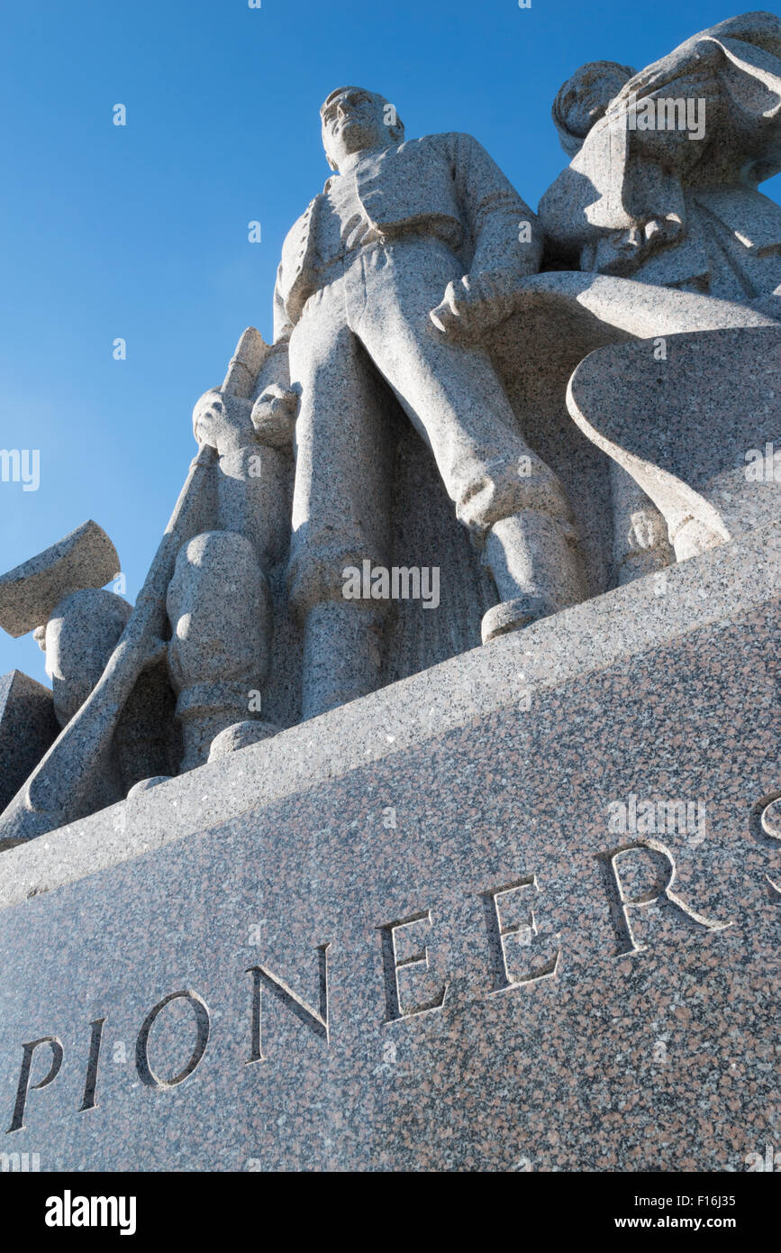 Pioneers statue on Boom island park. Downton Minneapolis. Minnesota. USA. Stock Photo