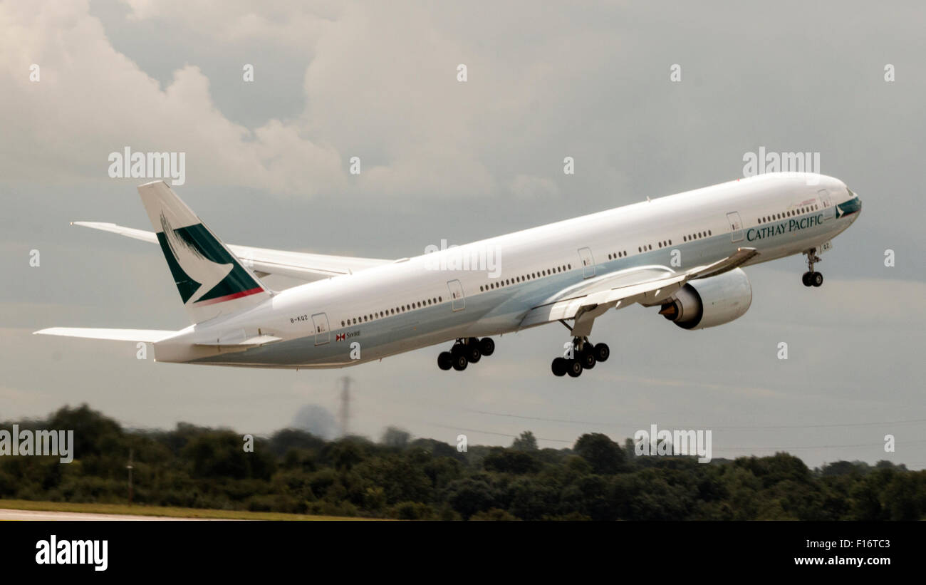 Cathay pacific boeing 777 367 er registration hi-res stock