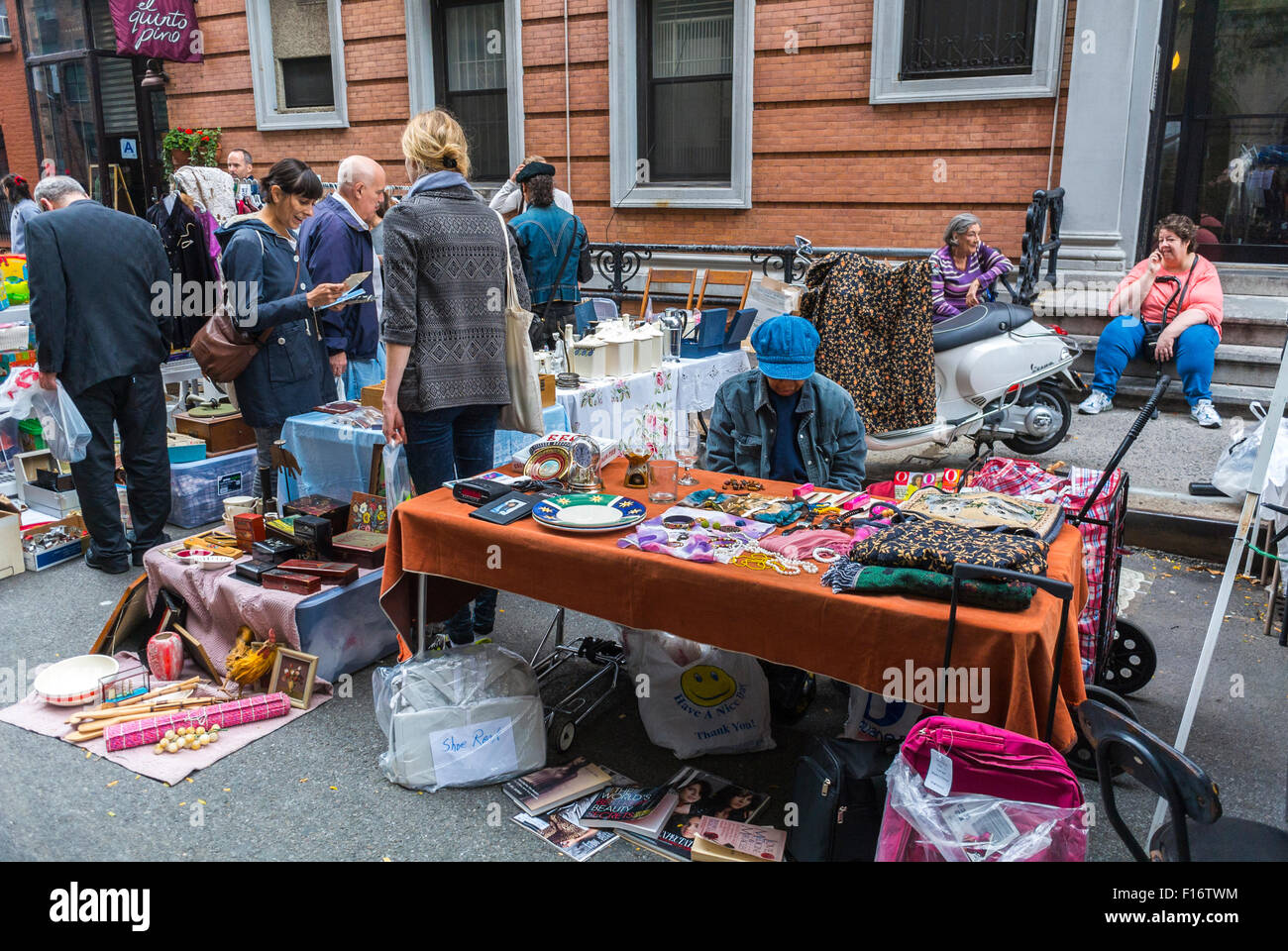 New York City, USA, Group of People Shopping Household Nicknacks Chelsea Street Flea Market, man city women Stock Photo
