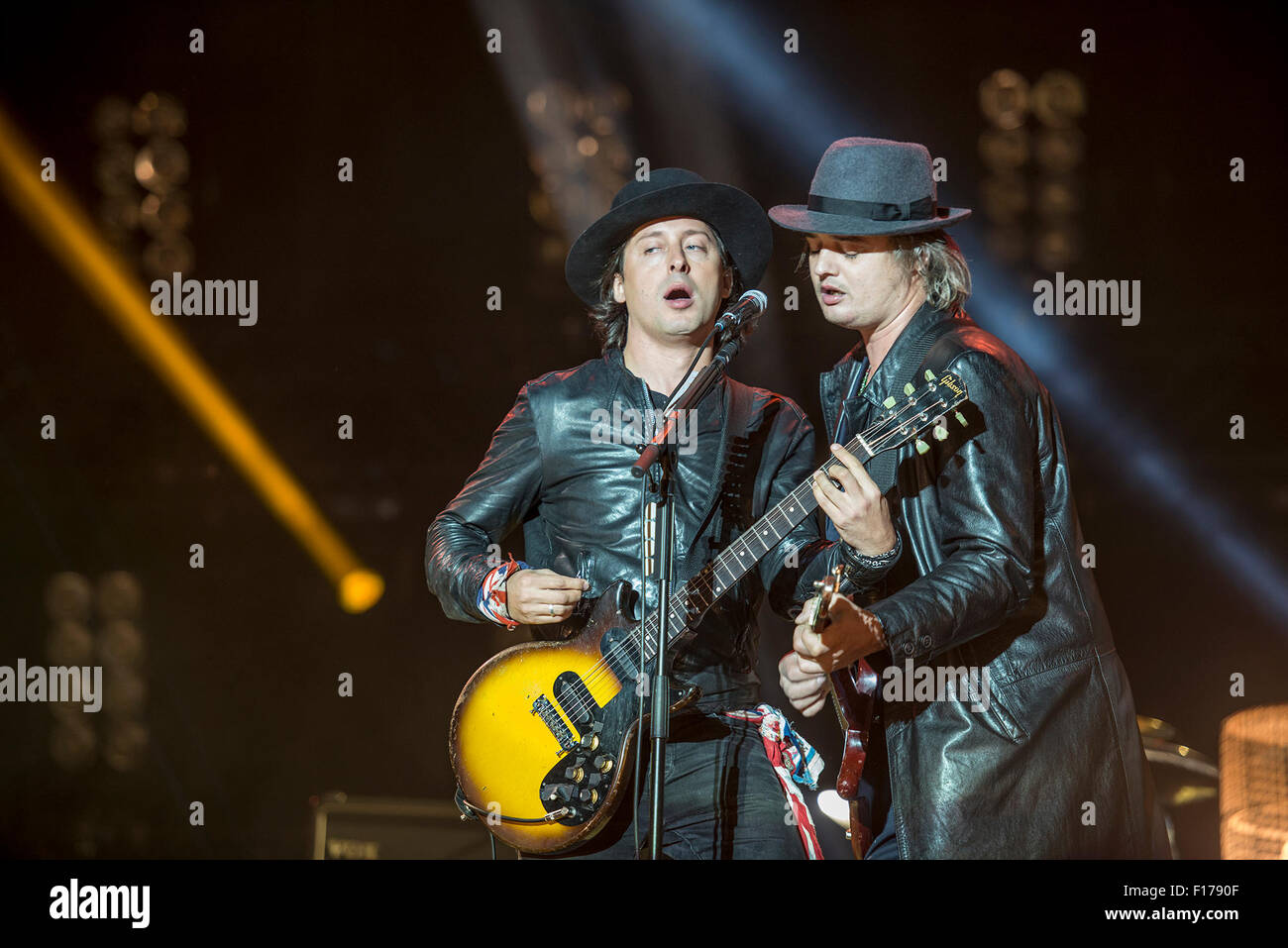 Leeds, UK. 28th August 2015. The Libertines headline the main stage at  Leeds Festival, Bramham Park 28/08/2015  Credit:  Gary Mather/Alamy Live News Stock Photo