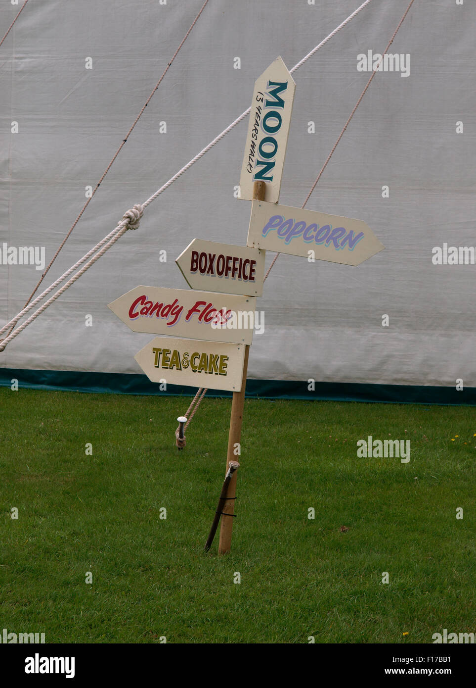 Directional sign at Giffords Circus, Marlborough, Wiltshire, UK Stock Photo