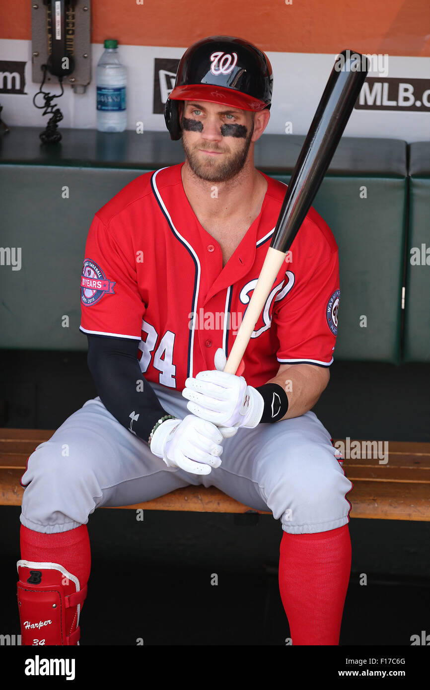 August 16, 2015: Bryce Harper (34) of the Washington Nationals prior to  action against the San Francisco Giants at AT&T Park in San Francisco, CA  Stock Photo - Alamy