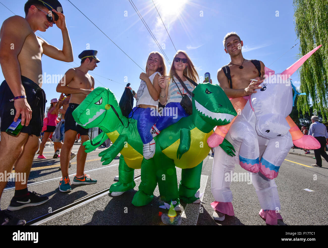 Zurich, Switzerland. 29th Aug, 2015. Partygoers in fancy outfits enjoy Zurich Streetparade, one of the world's largest techno music event. Credit:  Erik Tham/Alamy Live News Stock Photo