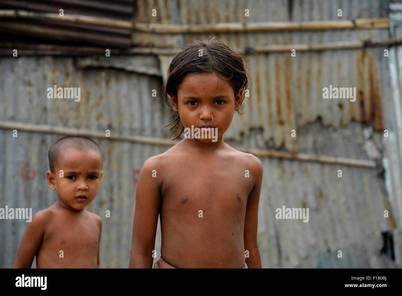 Dhaka, Bangladesh. 29th Aug, 2015. A group of Bangladeshi slum children ...