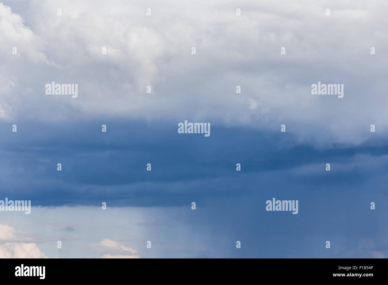 dark storm clouds just before the rain Stock Photo - Alamy