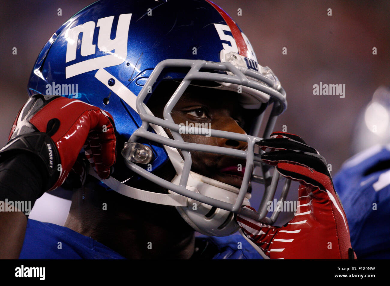 New york giants helmet hi-res stock photography and images - Alamy