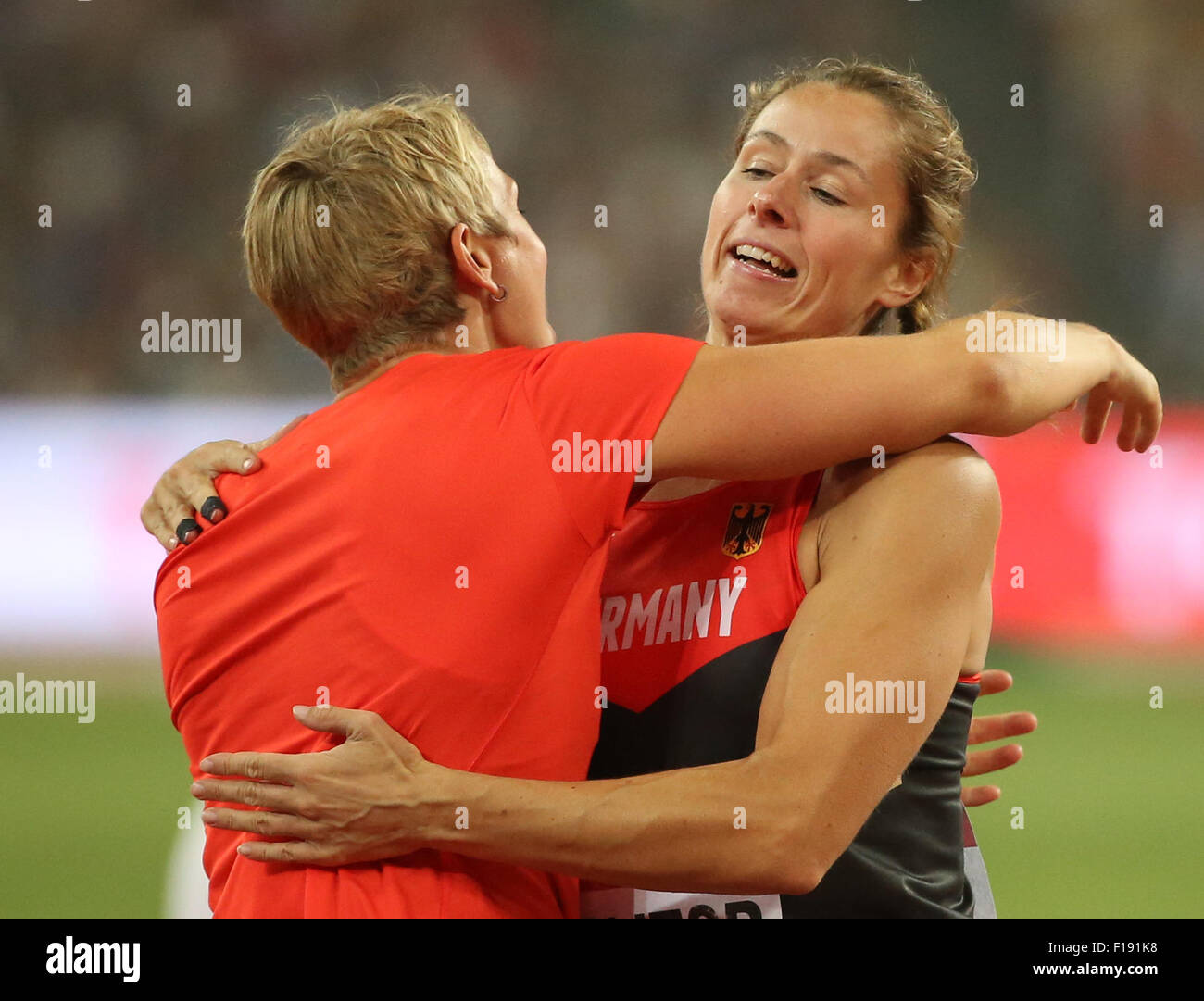 Beijing, China. 30th Aug, 2015. Katharina Molitor (R) of Germany