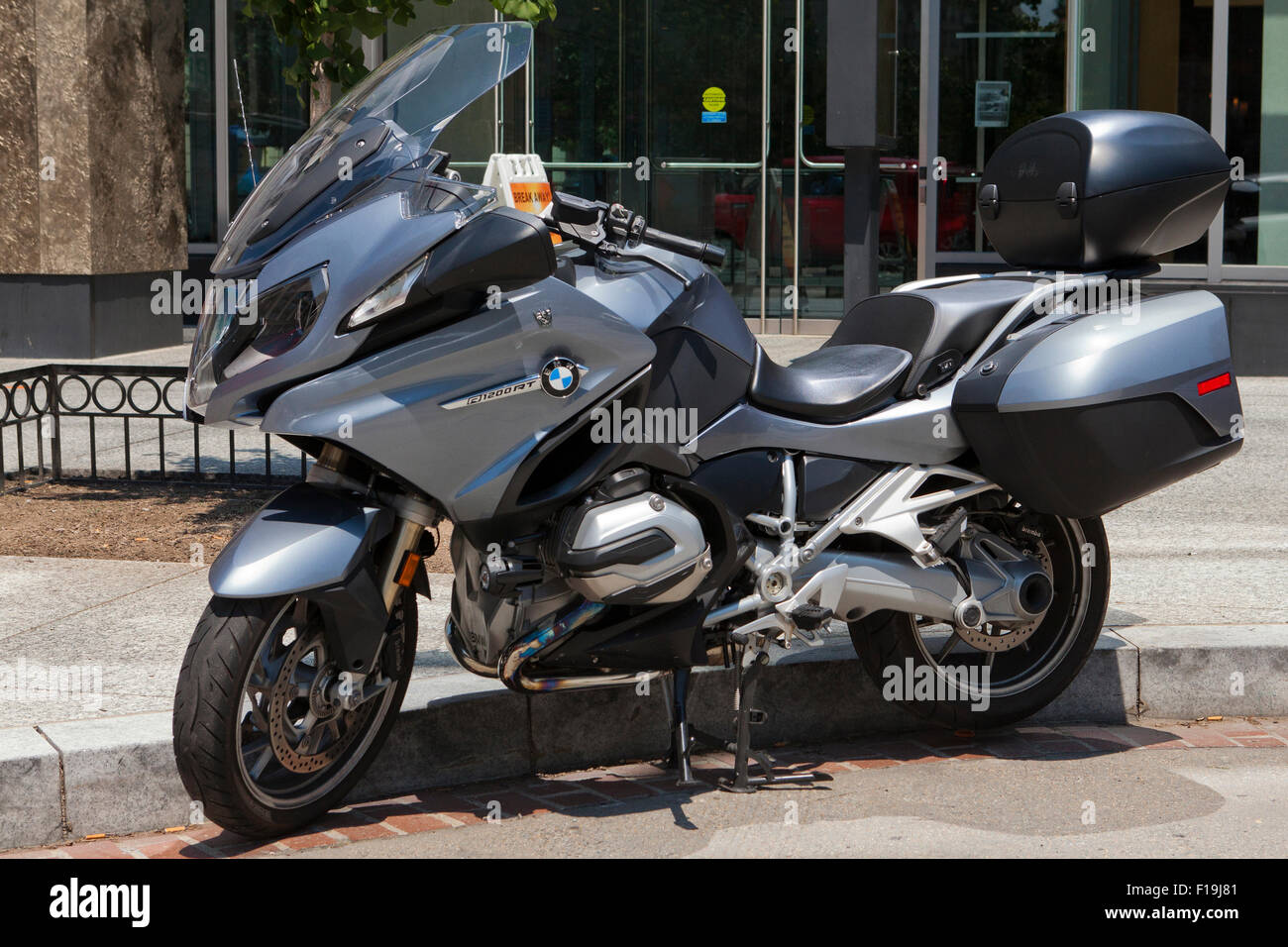 Bmw r1200rt hi-res stock photography and images - Alamy