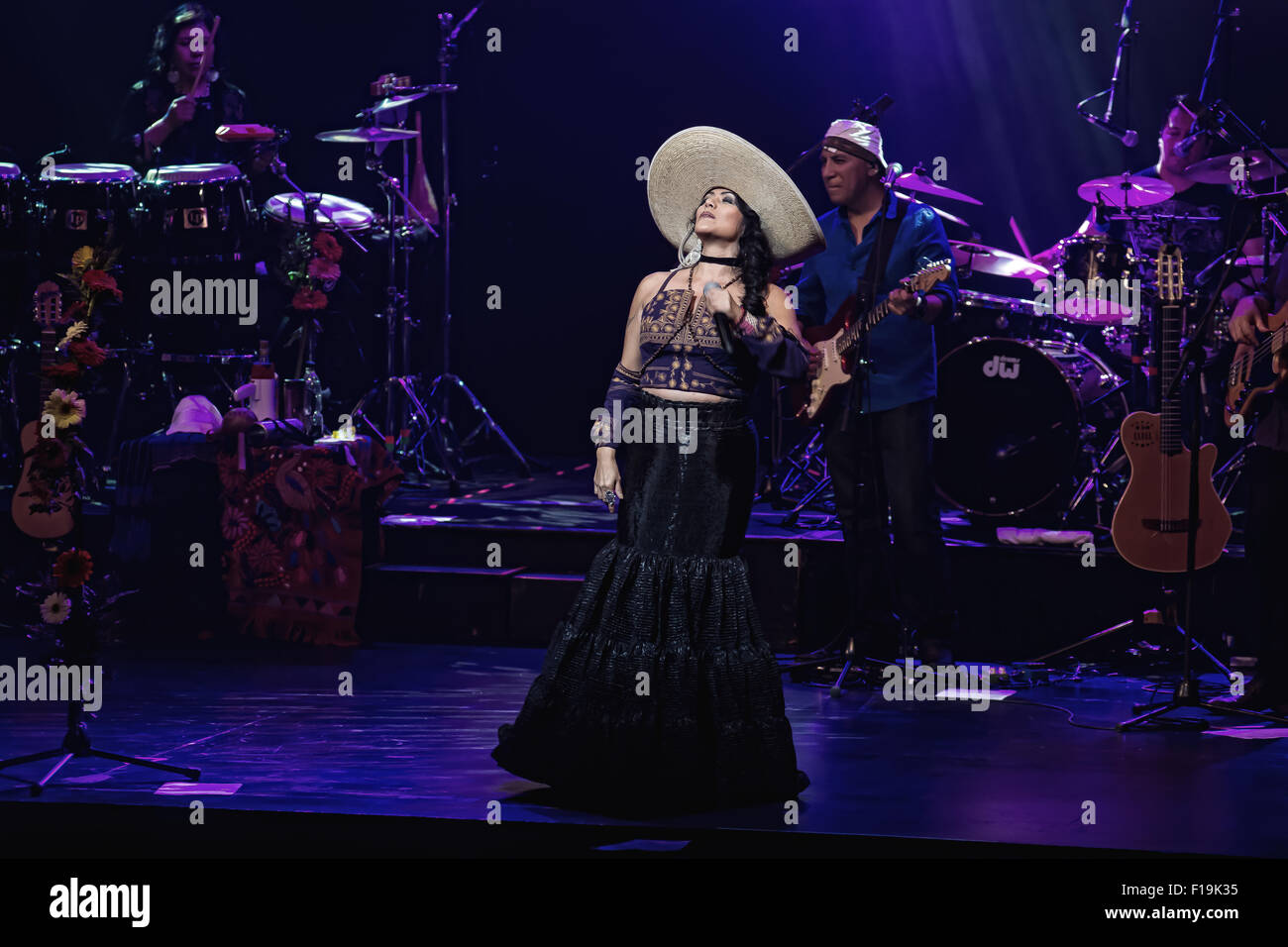 Montevideo, Uruguay. 29th Aug, 2015. Lila Downs performs during her live concert at the Auditorio del Sodre of Montevideo. She is one of the most important Mexican artists of today and had just published Bullets and chocolate under Sony Music, 2015. Credit:  Ruben Giménez Viera/Pacific Press/Alamy Live News Stock Photo