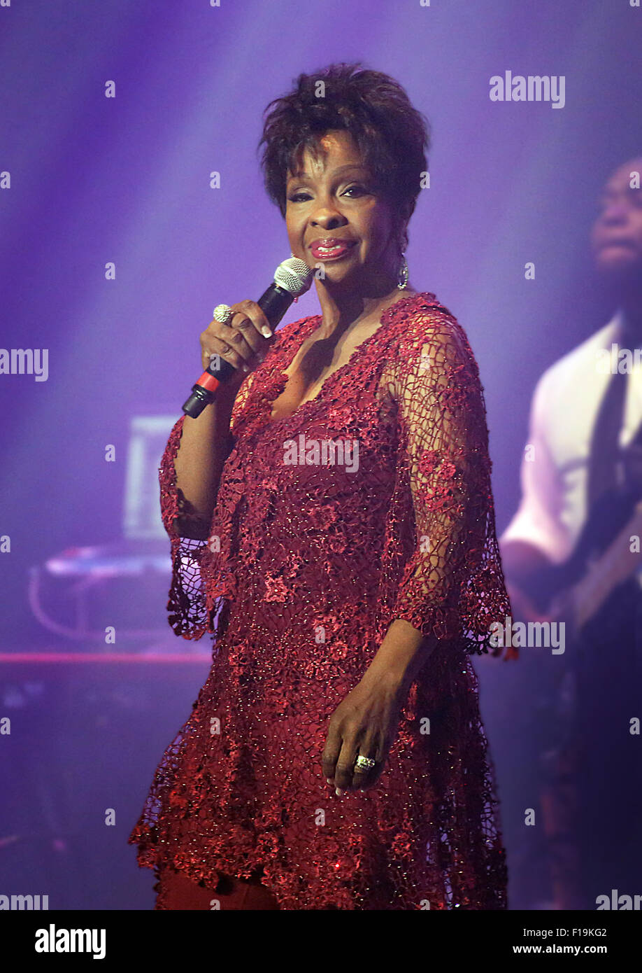 Gladys Knight Performing at Manchester O2 Apollo Featuring Gladys