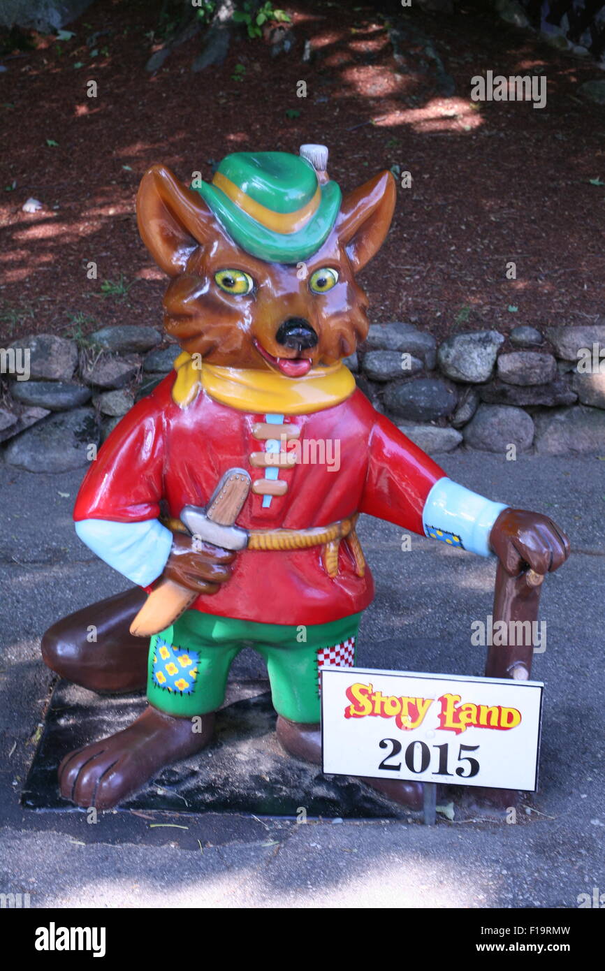 Fox with Story Land sign of 2015 New Hampshire Stock Photo