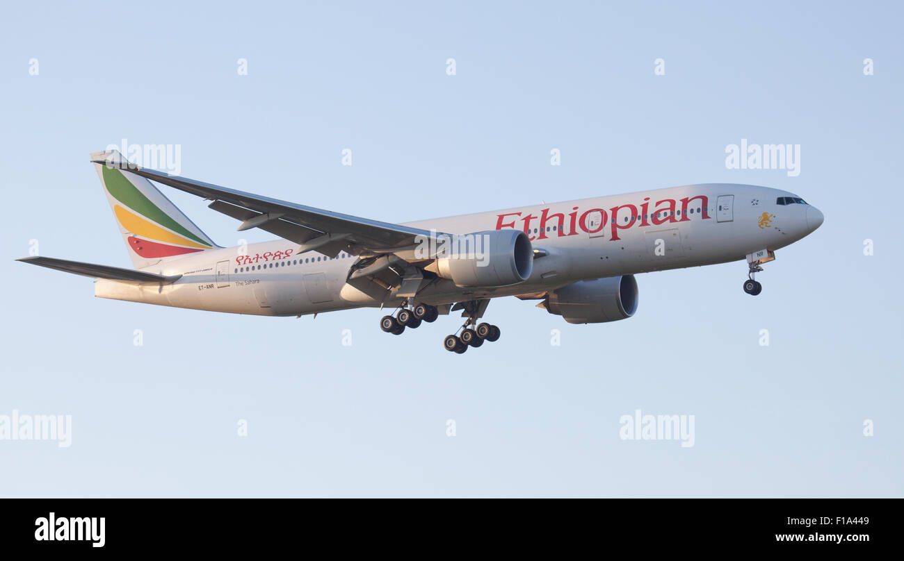 Ethiopian Airlines Boeing 777 ET-ANR  coming into land at London Heathrow Airport LHR Stock Photo