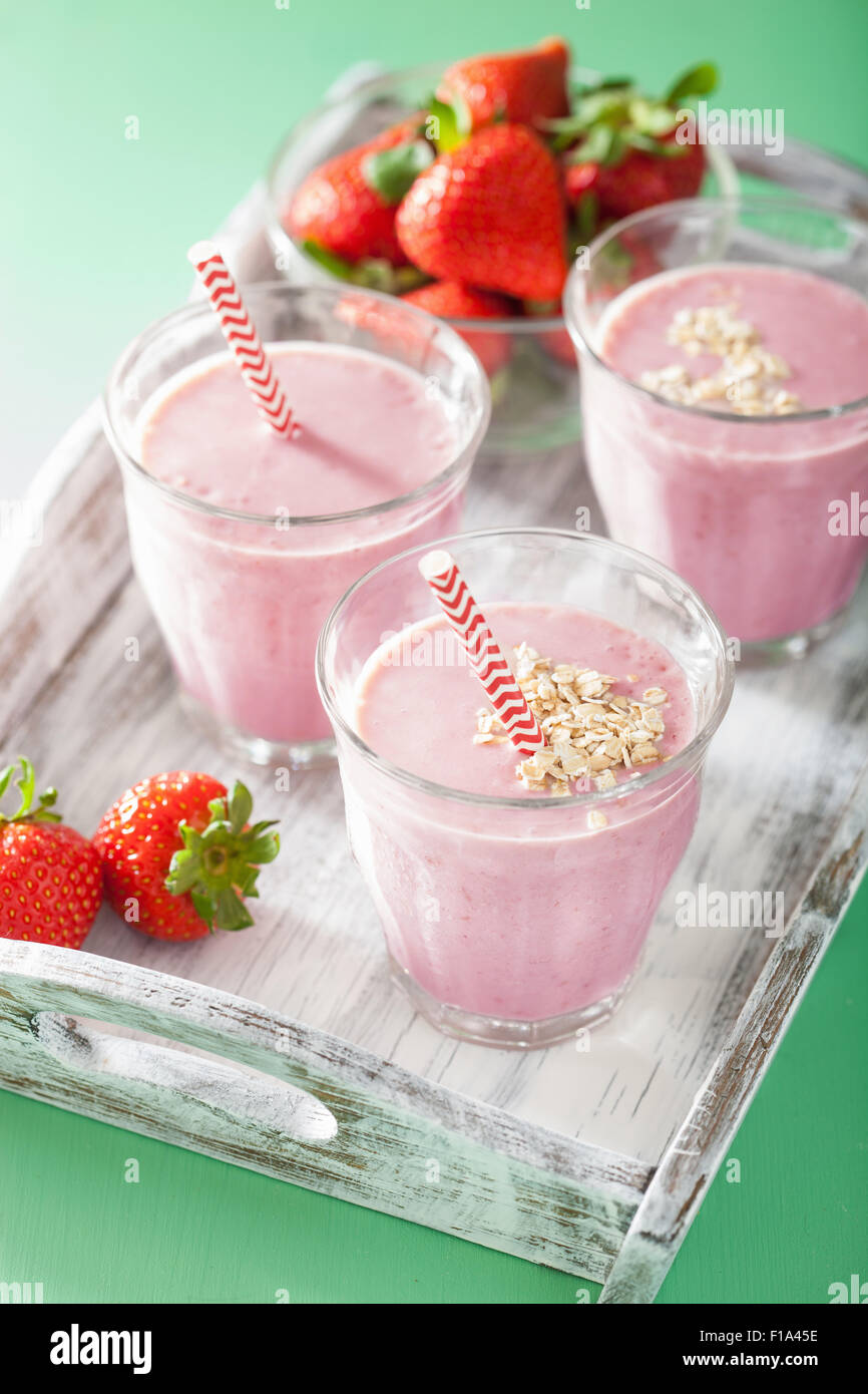 healthy strawberry oat smoothie Stock Photo Alamy