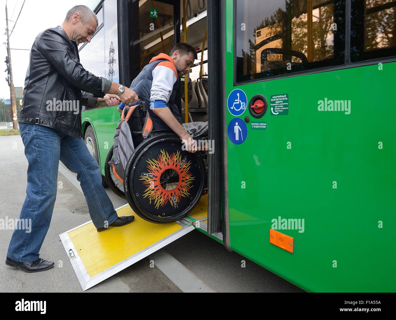 Bus Ramps High Resolution Stock Photography and Images Alamy