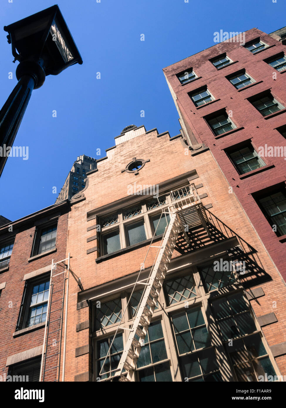 Stone Street Historic District in Lower Manhattan, NYC, USA Stock Photo ...