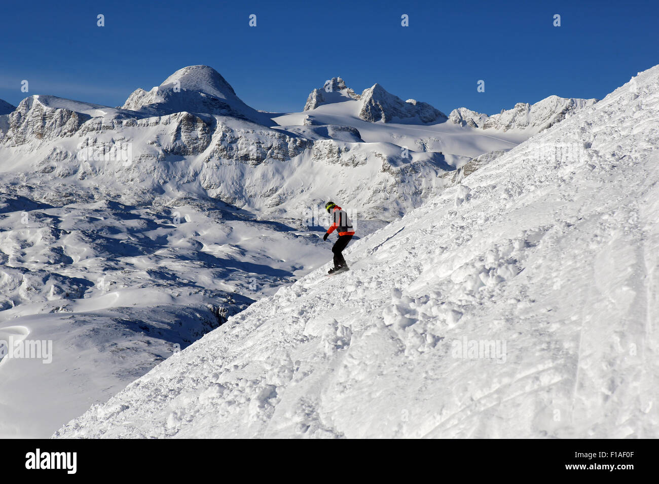 Krippenbrunn, Austria, a boy snowboarding Stock Photo