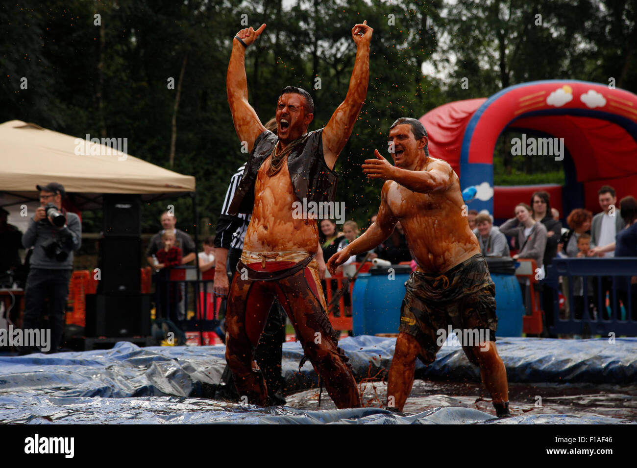 Stacksteads, Lancashire, UK. 31st Aug, 2015. World Gravy Wrestling