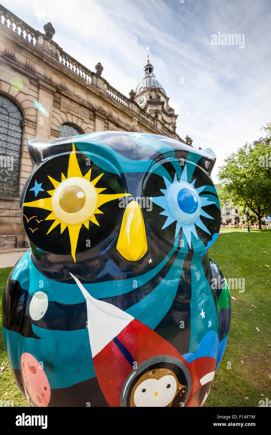 The 'One Giant Hoot for Owlkind' Owl sculpture outside St Philip's Cathedral, part of the Big Hoot Birmingham 2015, England Stock Photo