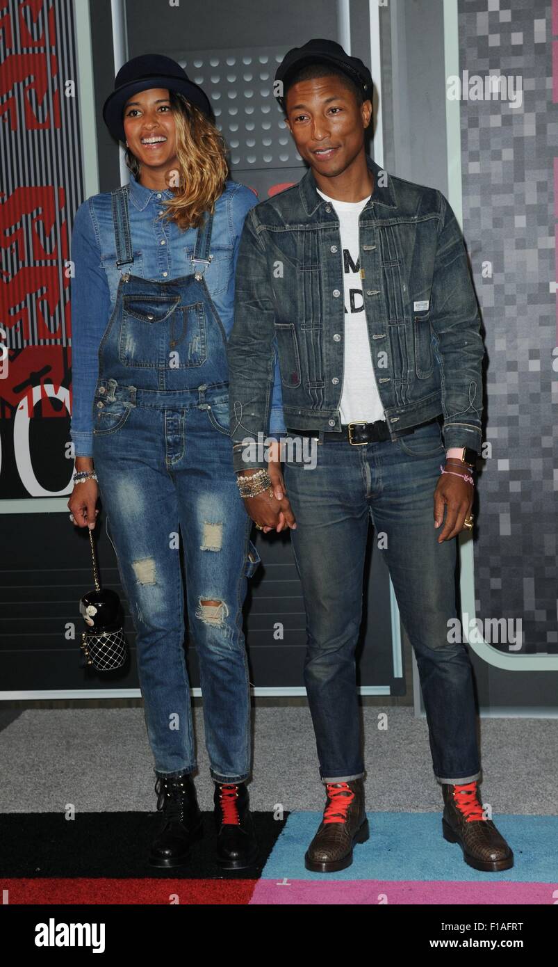 Pharrell williams l and helen lasichanh hi-res stock photography and images  - Alamy