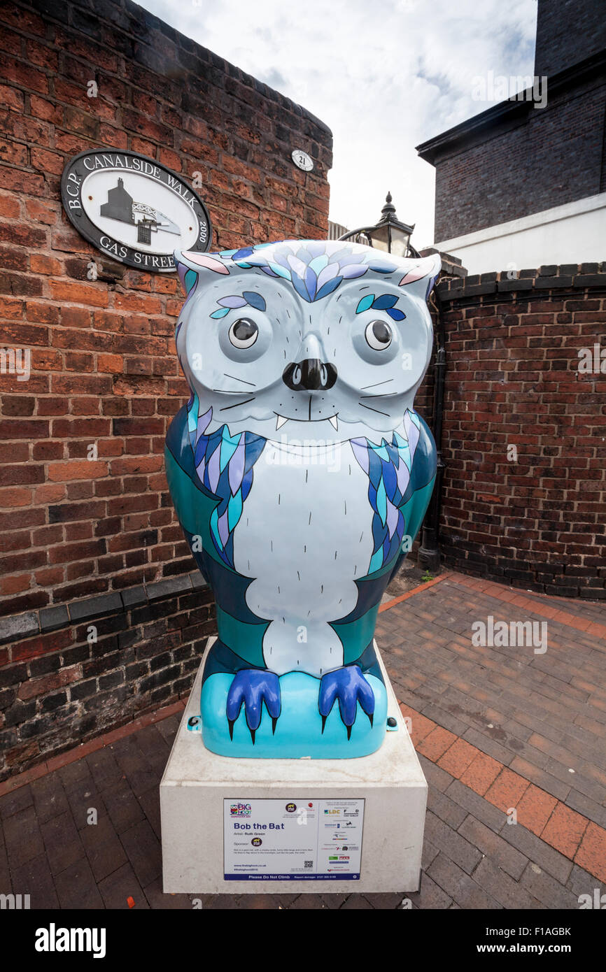 The 'Bob the Bat' Owl sculpture by the canalside in Gas Street Basin, part of the Big Hoot Birmingham 2015, England Stock Photo