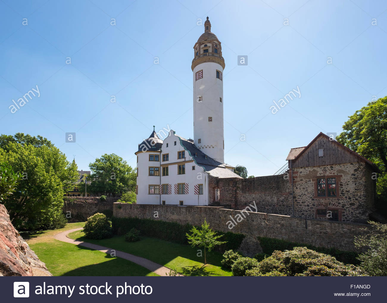 Germany, Hesse, FrankfurtHoechst, Old castle Stock Photo 86902941 Alamy