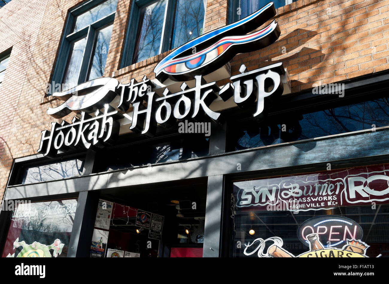 Hookah Hook-Up storefront and sign in Asheville Stock Photo