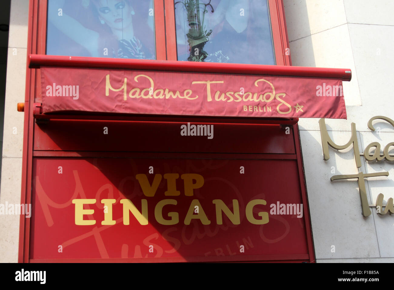 Stilvolle Madame Tussauds Berlin Unter Den Linden 74 10117 Berlin Bildernull