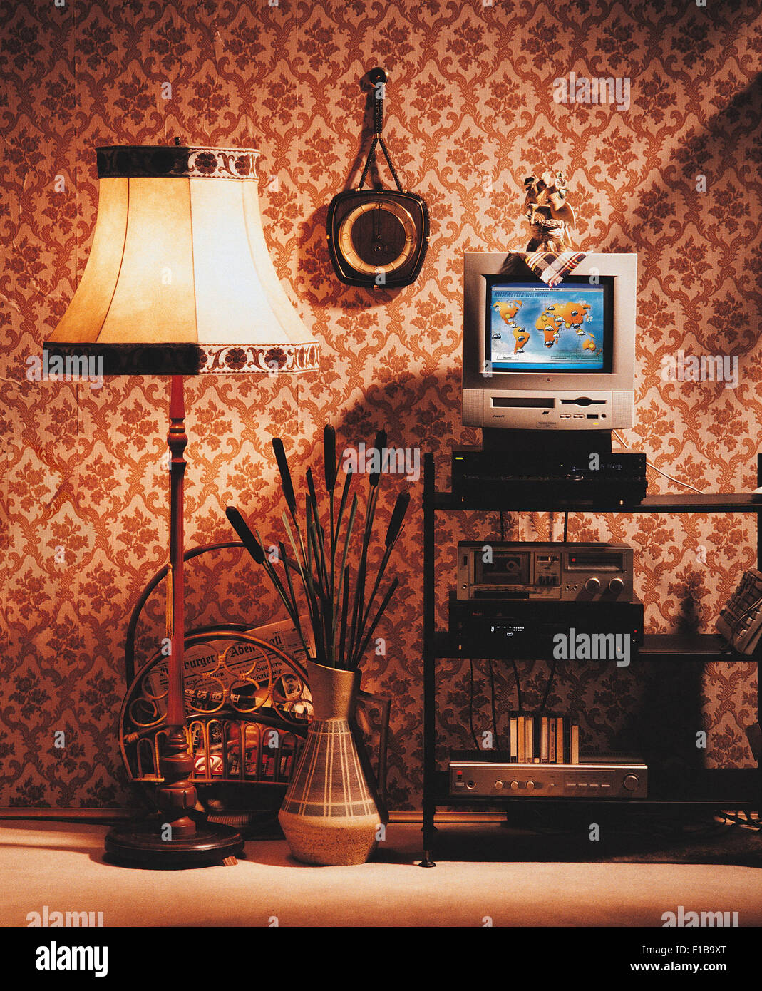 Hi fi room hi-res stock photography and images - Alamy