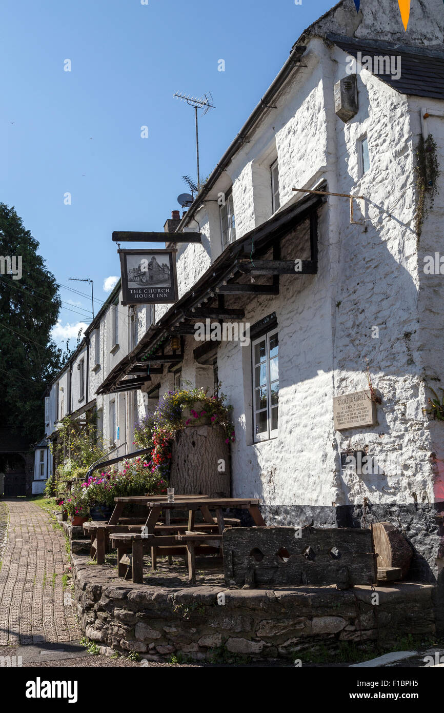 church house inn at stoke gabriel,south hams,devon,flooding.moorings