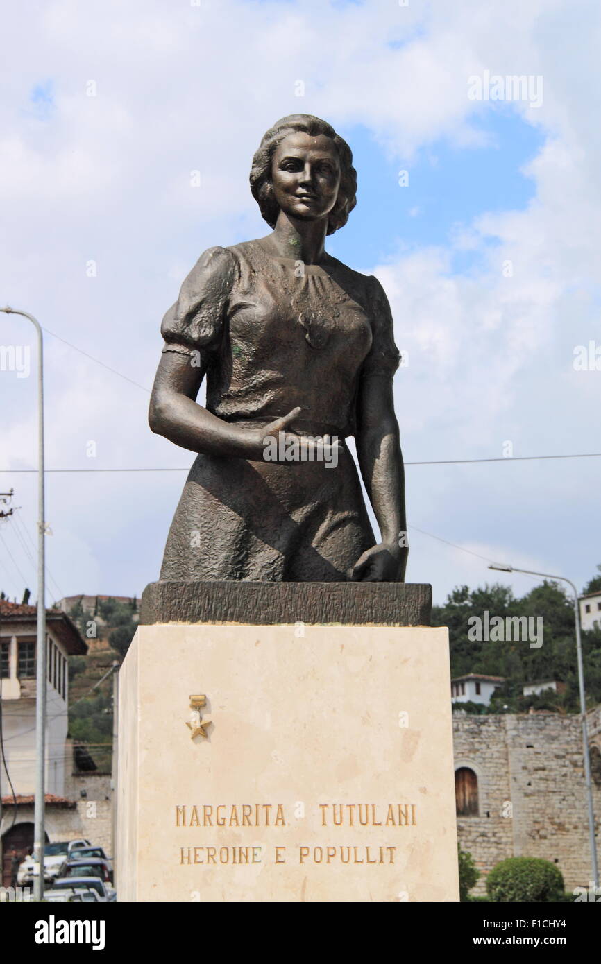 Statue to WW2 partisan hero Margarita Tutulani, Bulevardi Republika, Berati, Albania, Balkans, Europe Stock Photo